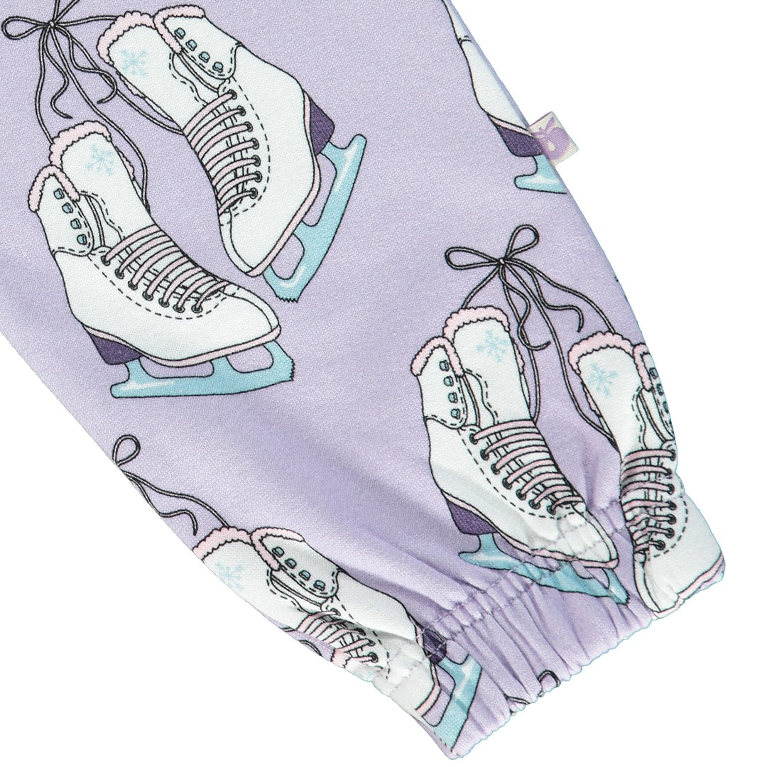 Jogginghose mit Schlittschuhe