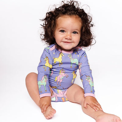 Langärmliger Baby Body mit Einhörnern