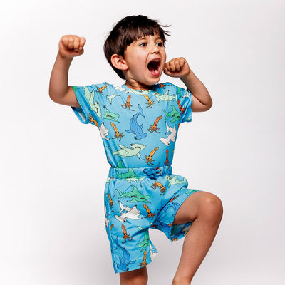 T-shirt mit Hammerhaien