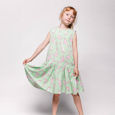Ärmellos Kleid mit Delfinen