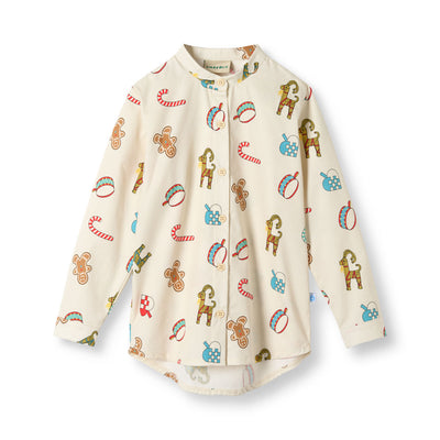 Stayman Hemd mit Weihnachtsdekorationen