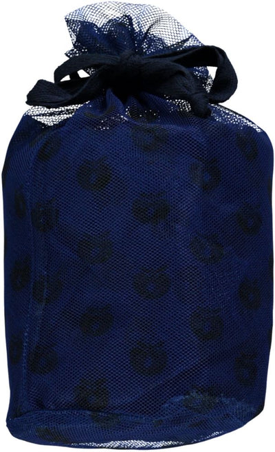 Mosquito Net. Apples