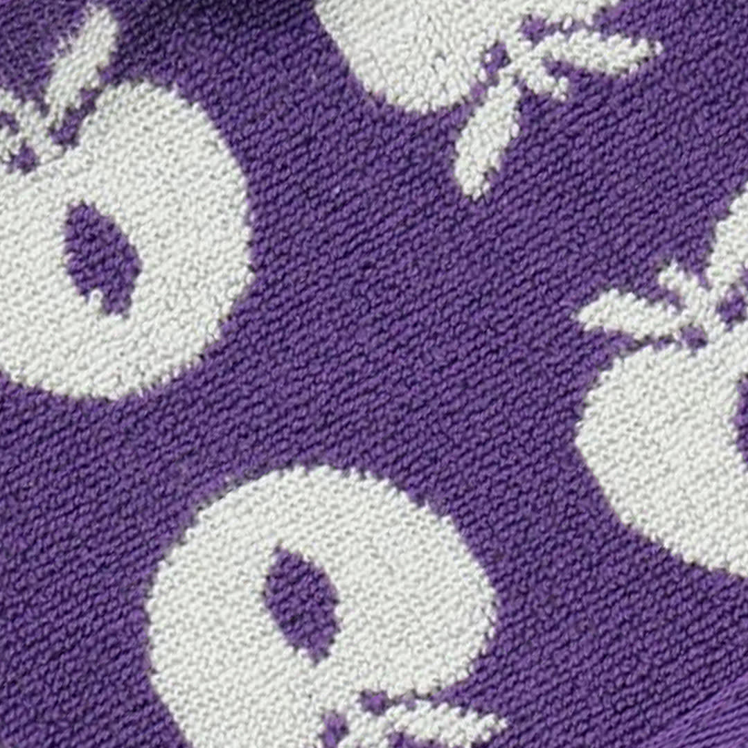 2 Packungen kleine Lätzchen mit Äpfeln