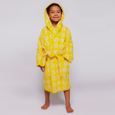 Bademantel mit Äpfeln