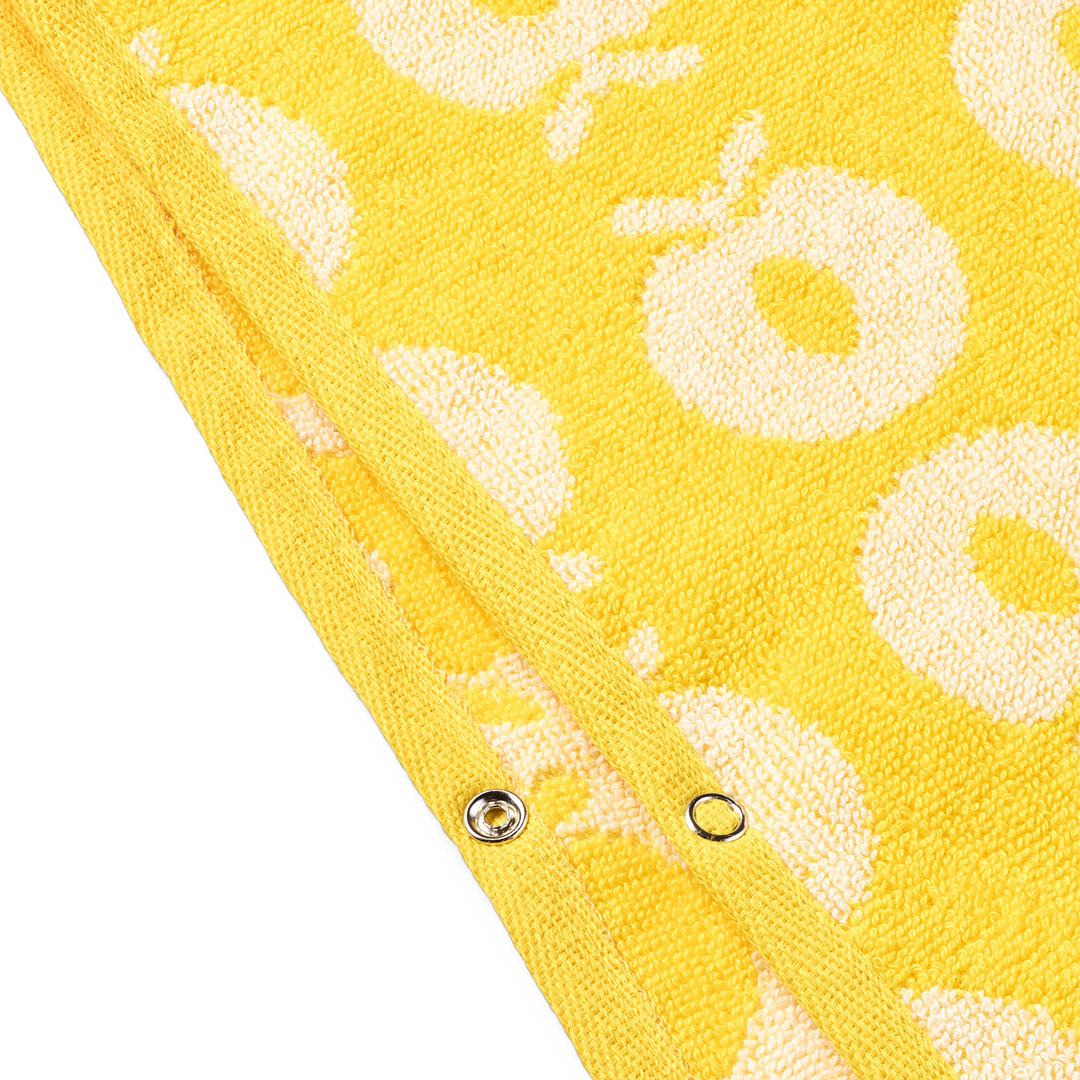 Badeponcho mit Äpfeln