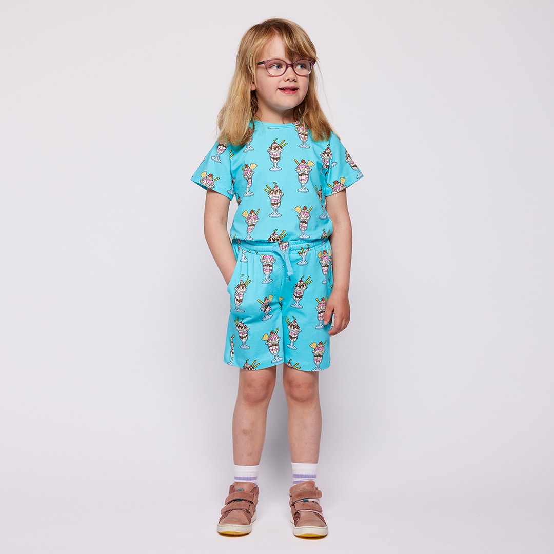 Gala Shorts mit Eisbechern