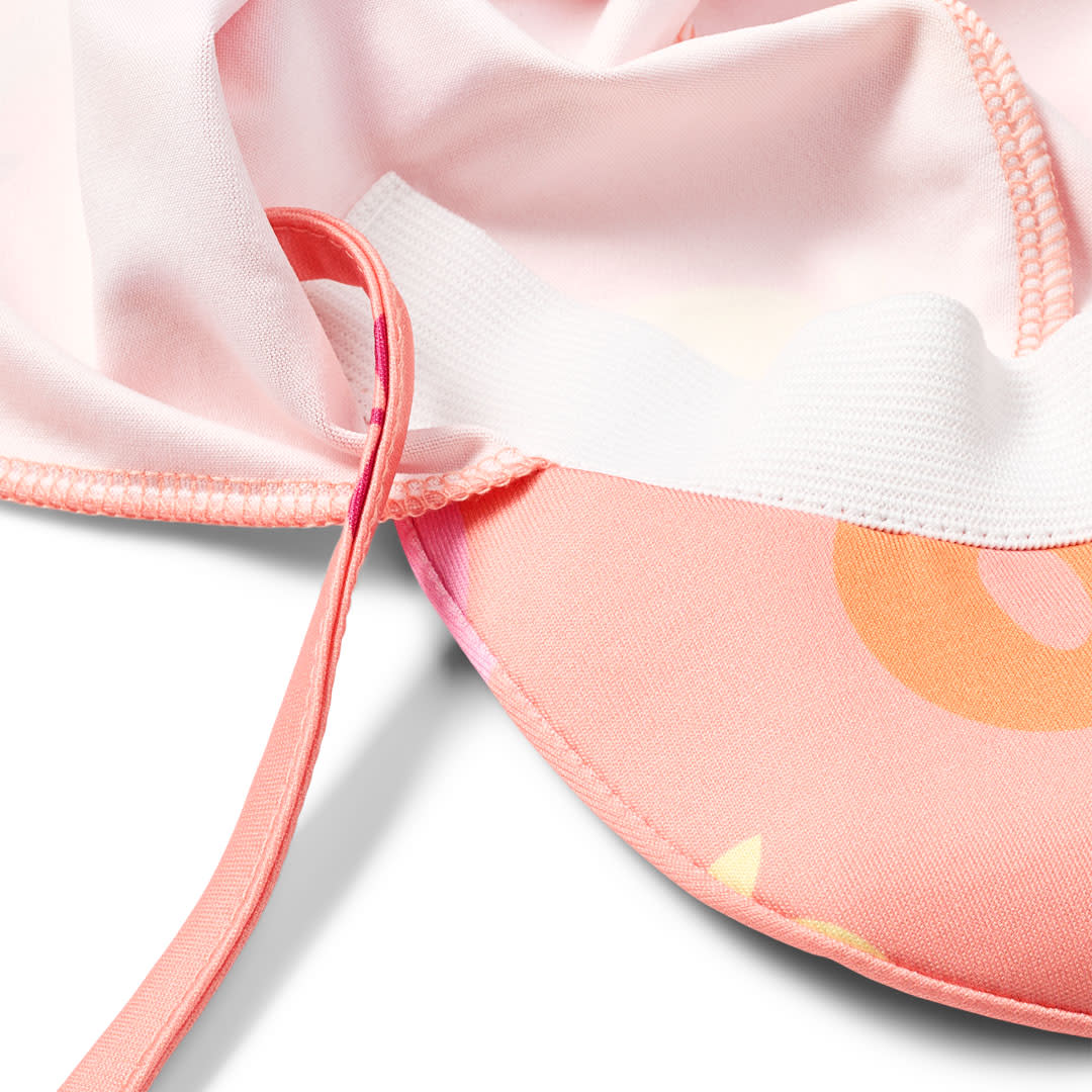 UV50-Sonnenhut mit Äpfeln