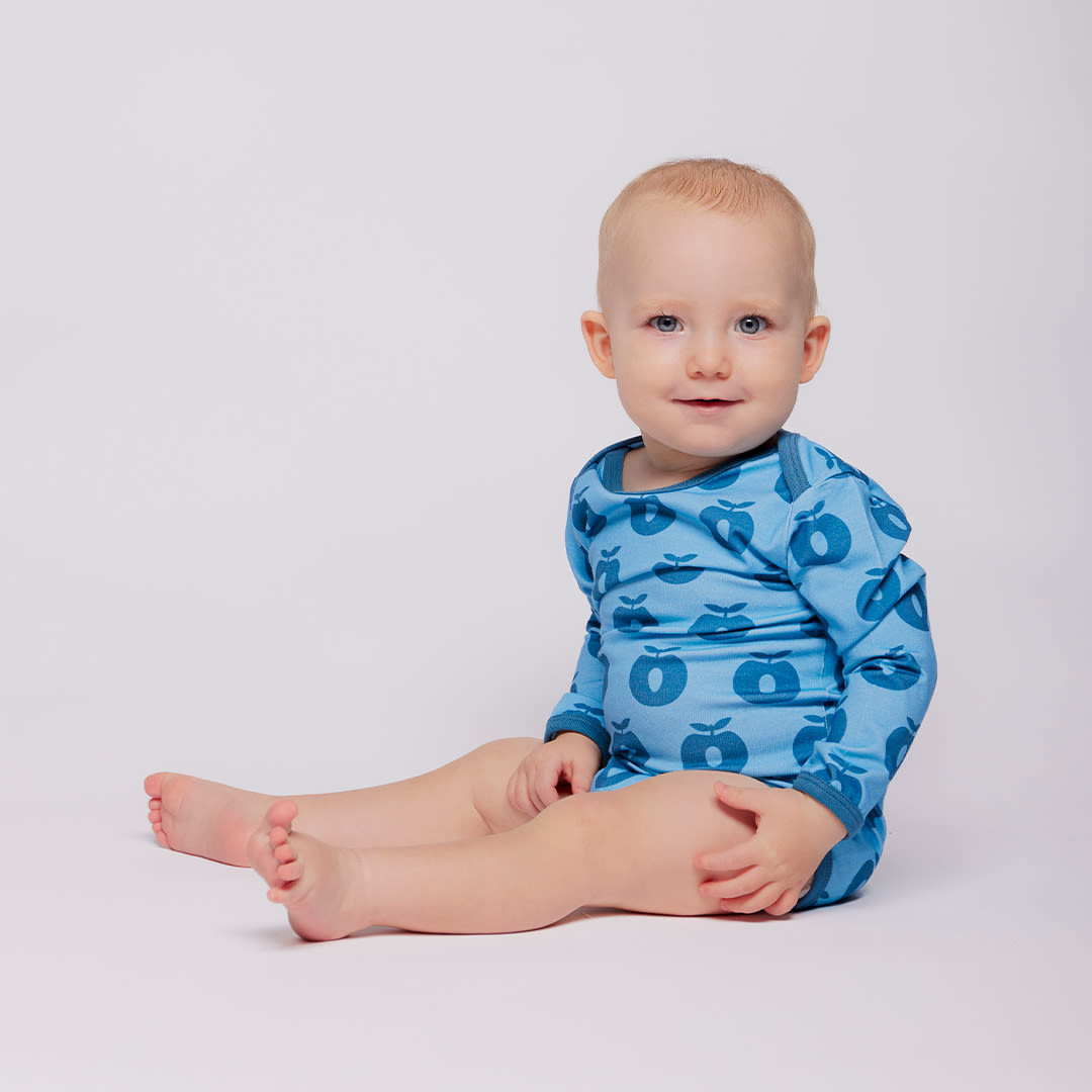 Ulm Langärmliger Baby Body mit Äpfeln