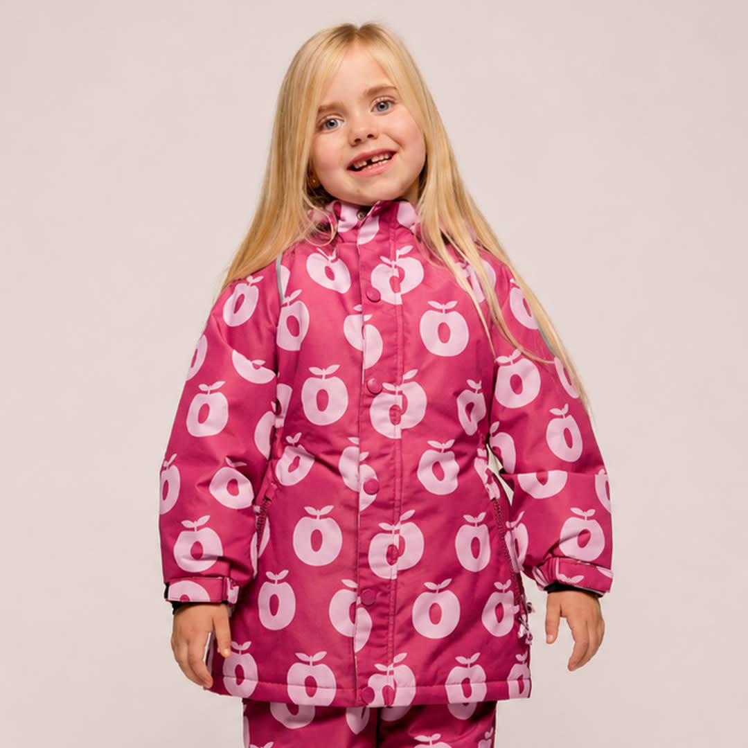 Winterjacke mit Äpfeln