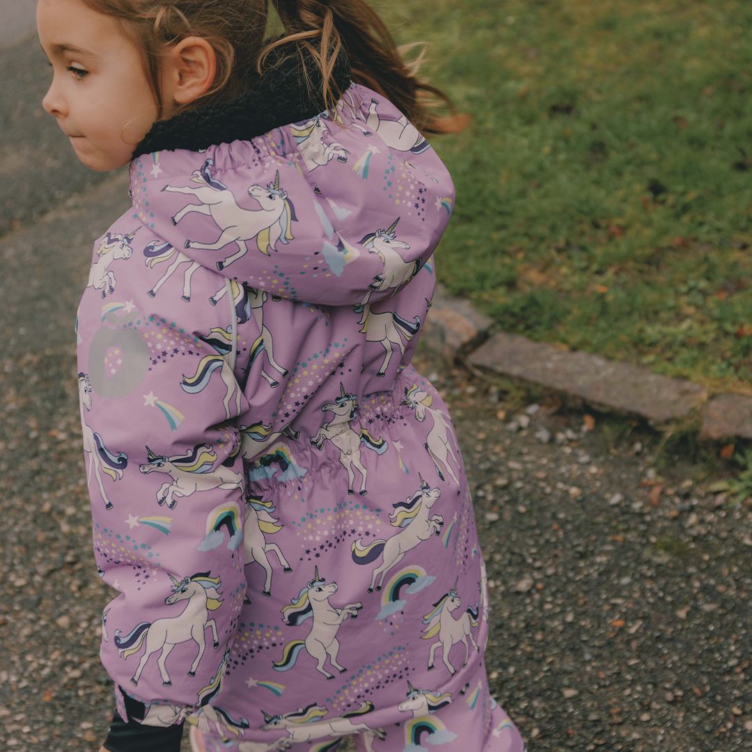 Winterjacke mit Einhörnern