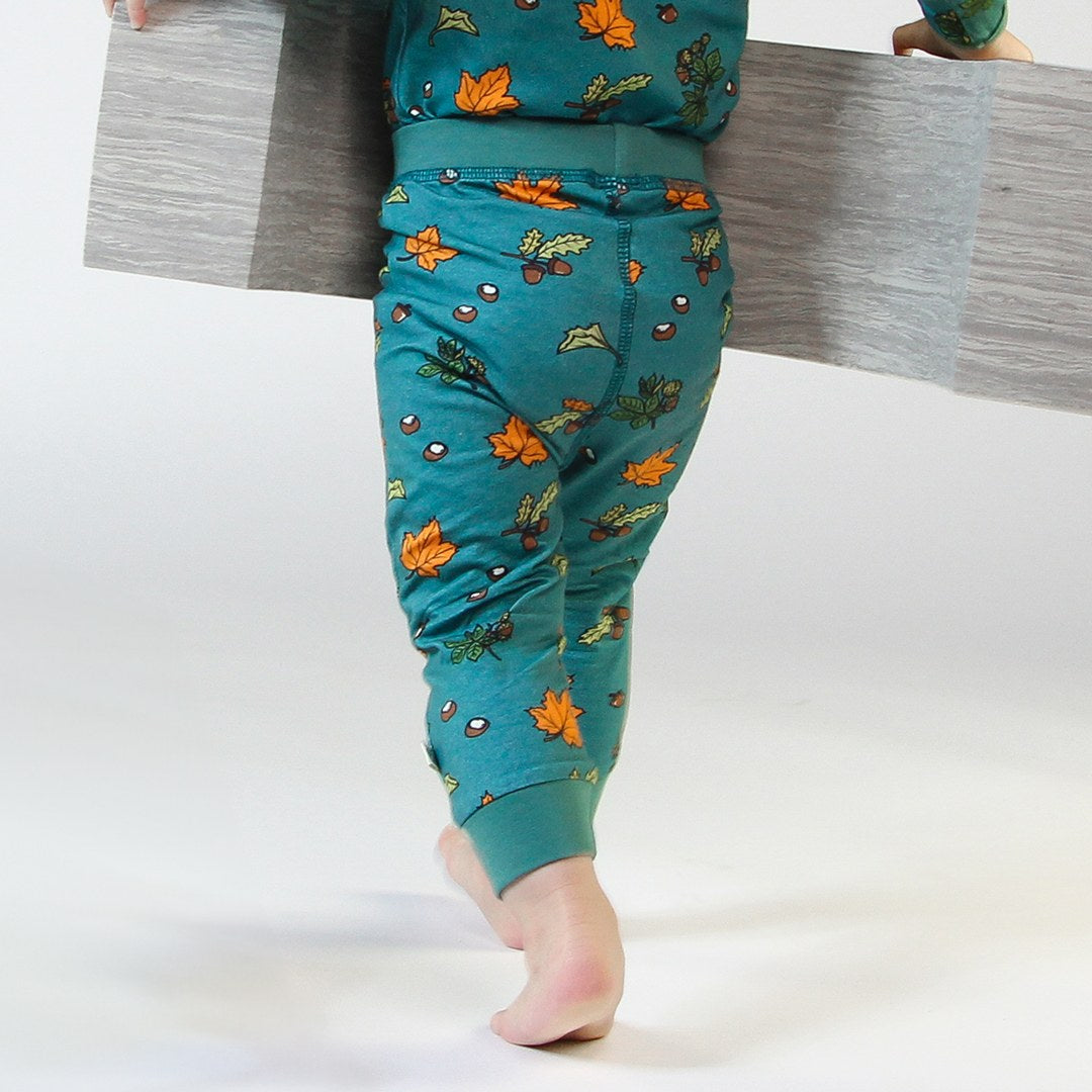 Leggings für Babys mit Herbstblättern